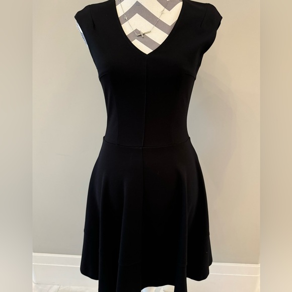 Bar lll little black dress - Picture 1 of 5
